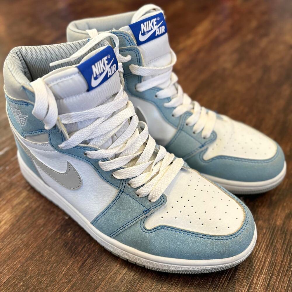 Air Jordan 1 Retro High OG Hyper Royal Sneakers Men's Size 7